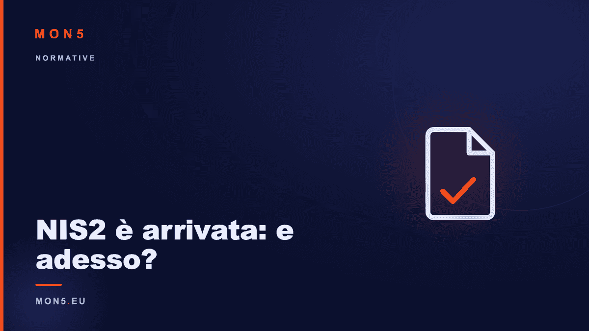 Pannello di controllo di un impianto industriale con indicatori di conformità NIS2 e mappa degli asset OT